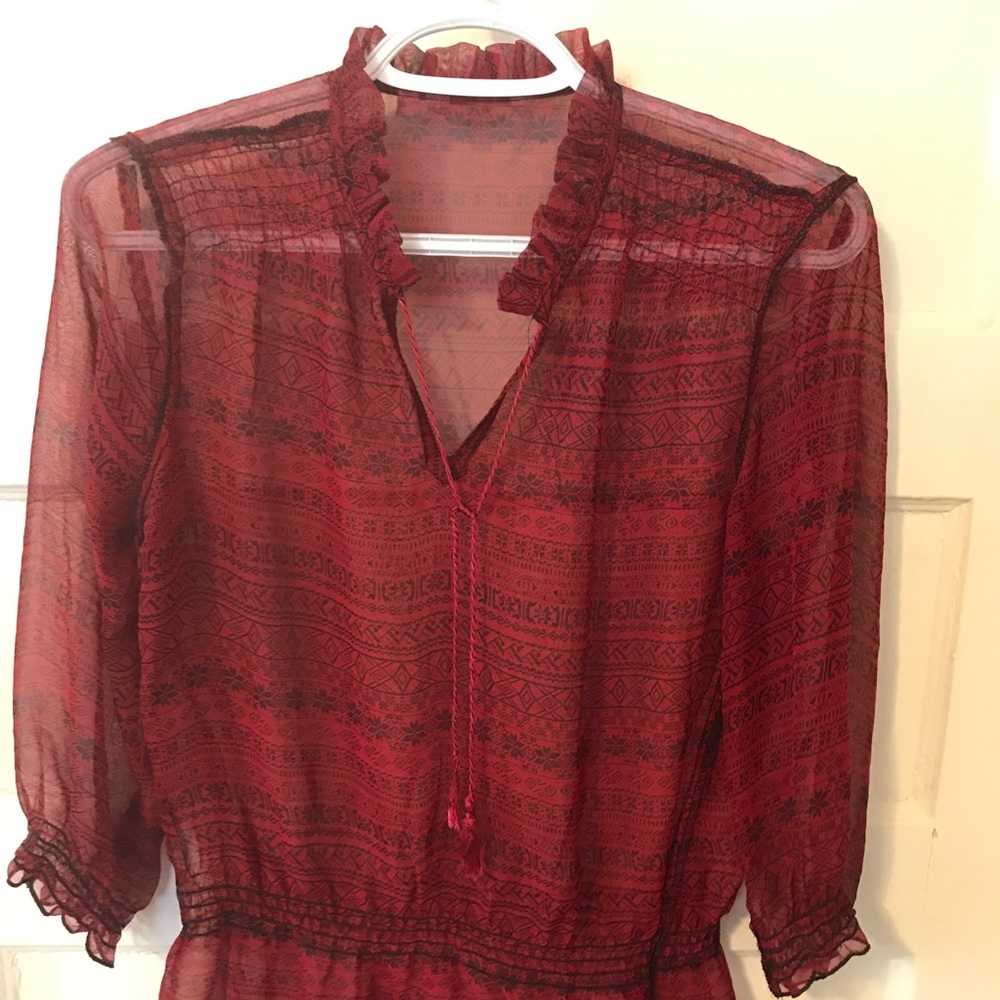 Maroon top